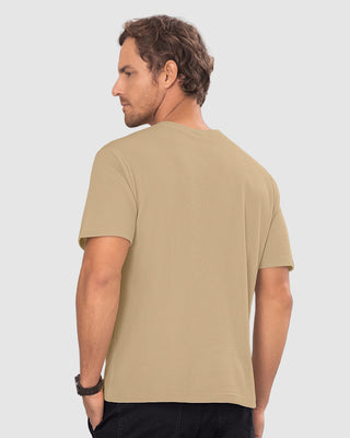 Camiseta manga corta básica en tela con textura#color_084-arena