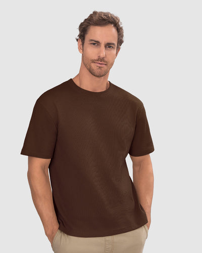 Camiseta manga corta básica en tela con textura#color_c23-cafe