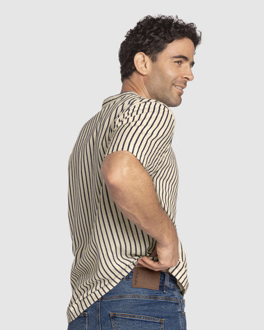 Camisa manga corta cuello nerú en tela tipo lino#color_517-rayas-azul