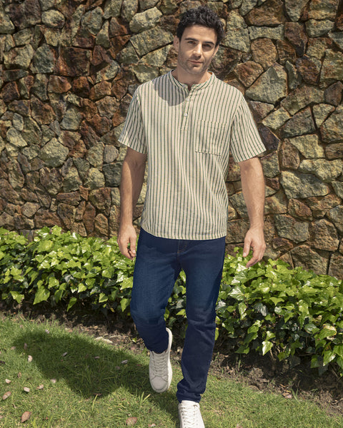 Camisa manga corta cuello nerú en tela tipo lino#color_601-rayas-verde