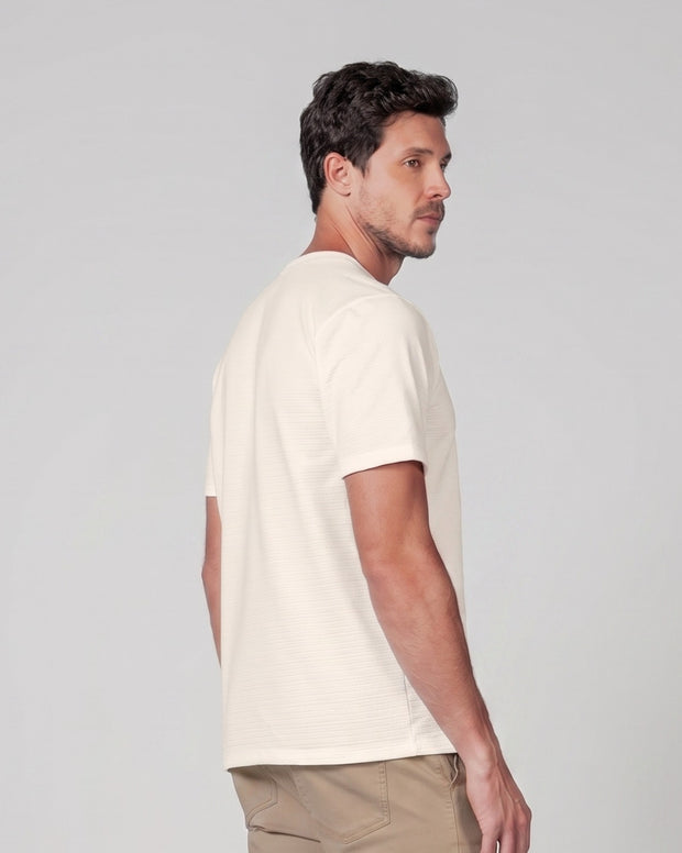 Camiseta manga corta básica en tela especial con textura