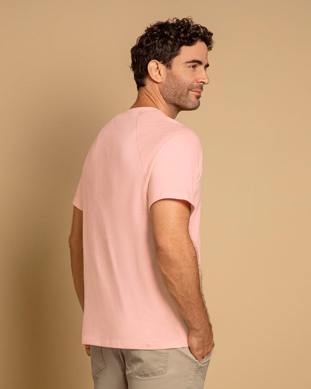 Camiseta manga corta con detalle en contraste y estampado localizado