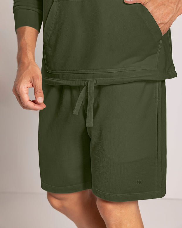 Buzo manga larga con bolsillo funcional frontal#color_603-verde-oscuro