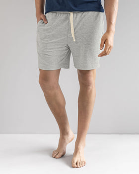 Bermuda con elástico en cintura para hombre#color_717-gris-claro