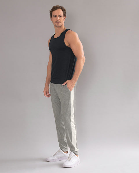 Pantalón jogger con bloque de color en los costados#color_783-gris-blanco