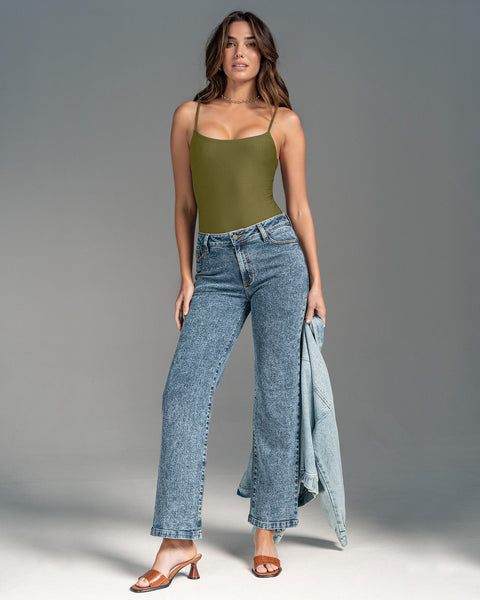 Body de tiritas con control de abdomen#color_c48-verde
