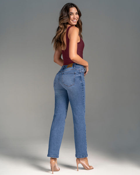Body de control suave con tul en escote#color_349-vino