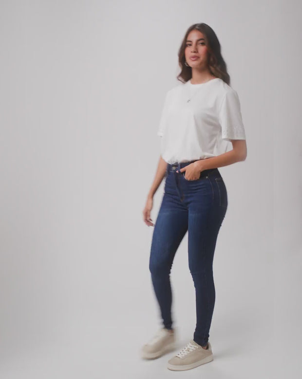Jeans skinny esenciales para mujer