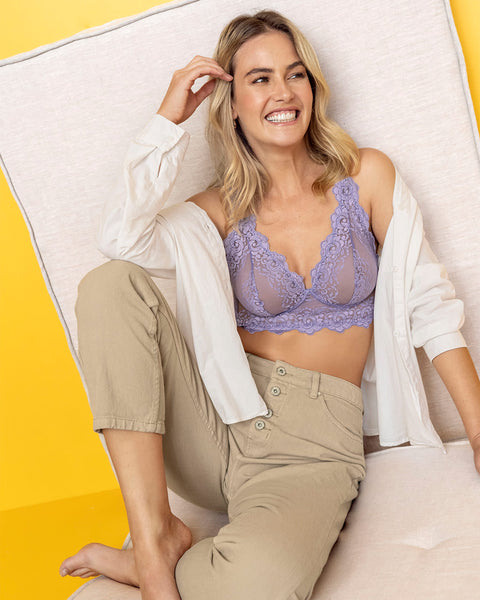 Brasier tipo bralette en encaje y transparencias#color_431-lila