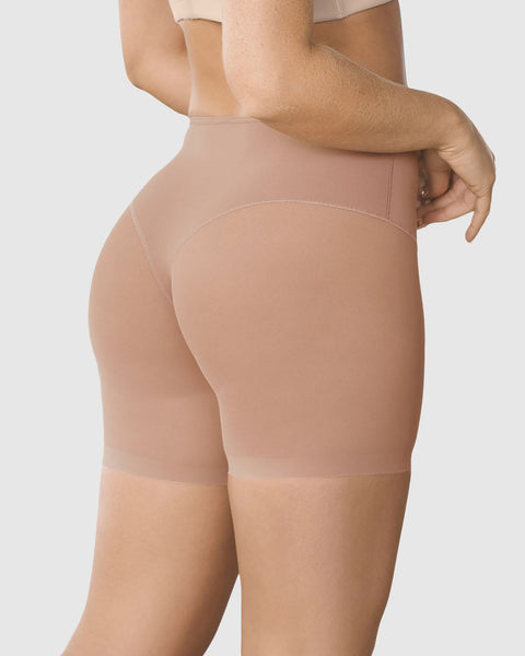 Panty faja invisible de control moderado efecto brasilera#color_857-cafe
