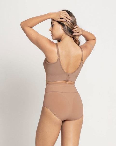 Brastop de maternidad y lactancia tecnología seamless Leonisa