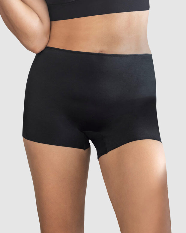 Panty tipo bóxer efecto invisible en piernas