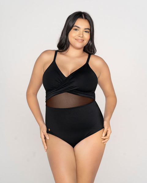 Vestido de baño entero con realce medio de busto y control suave de abdomen#color_700-negro