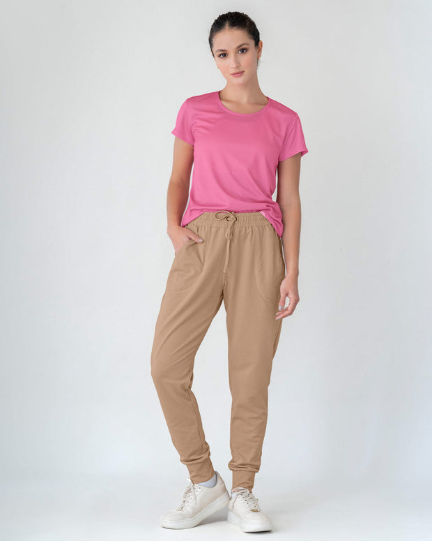 camiseta-deportiva-de-secado-rapido-y-silueta-semiajustada#color_368-rosado