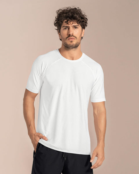 Camiseta deportiva con tela texturizada y transpirable#color_000-blanco