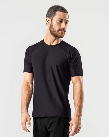 Camiseta deportiva con tela texturizada y transpirable#color_700-negro