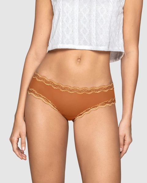 Panty cachetero en tul con toques de encaje suave al tacto#color_a34-ocre