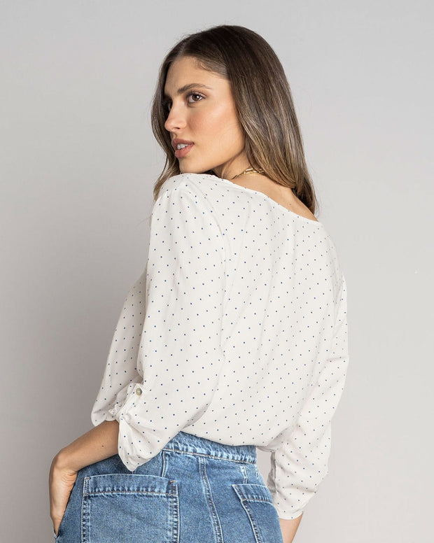 Blusa manga 3/4 con charretera no funcional