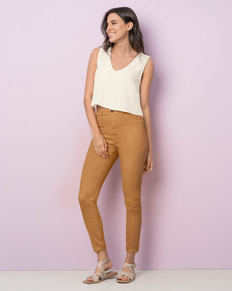 Jean skinny de silueta ajustada#color_084-camel-claro