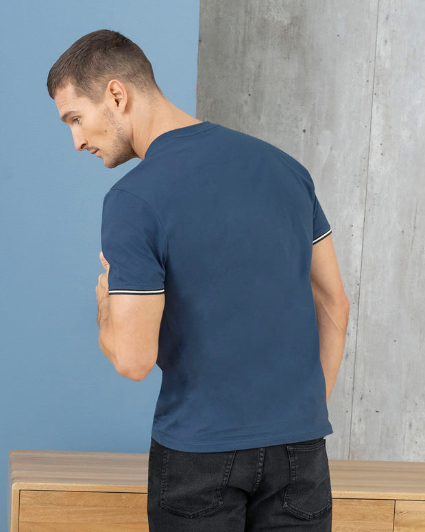 Camiseta manga corta con puños tejidos#color_408-azul-grisoso
