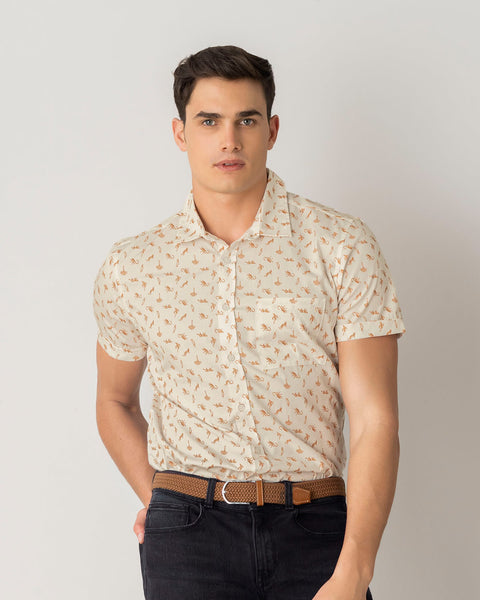 Camisa manga corta estampado continuo para hombre#color_012-estampado-selva