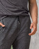 Pantalón exterior jogger con bolsillos funcionales#color_717-gris