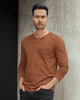 Camiseta manga larga con cuello redondo y perilla funcional#color_221-terracota